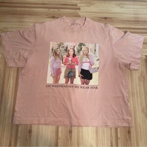 Wednesday we wear pink | Means Girls T | Large | Oversized | New